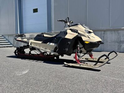 SKI-DOO SUMMIT X PACKAGE 850 165 2024