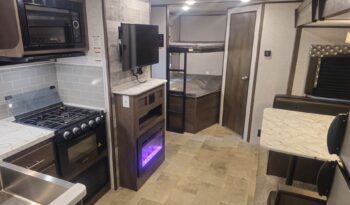 650208082_828844960237894_7511951140734158889_n